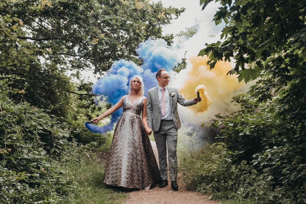 the-depot-n7-wedding-venue-london-fusion-photographer-smoke-grenades