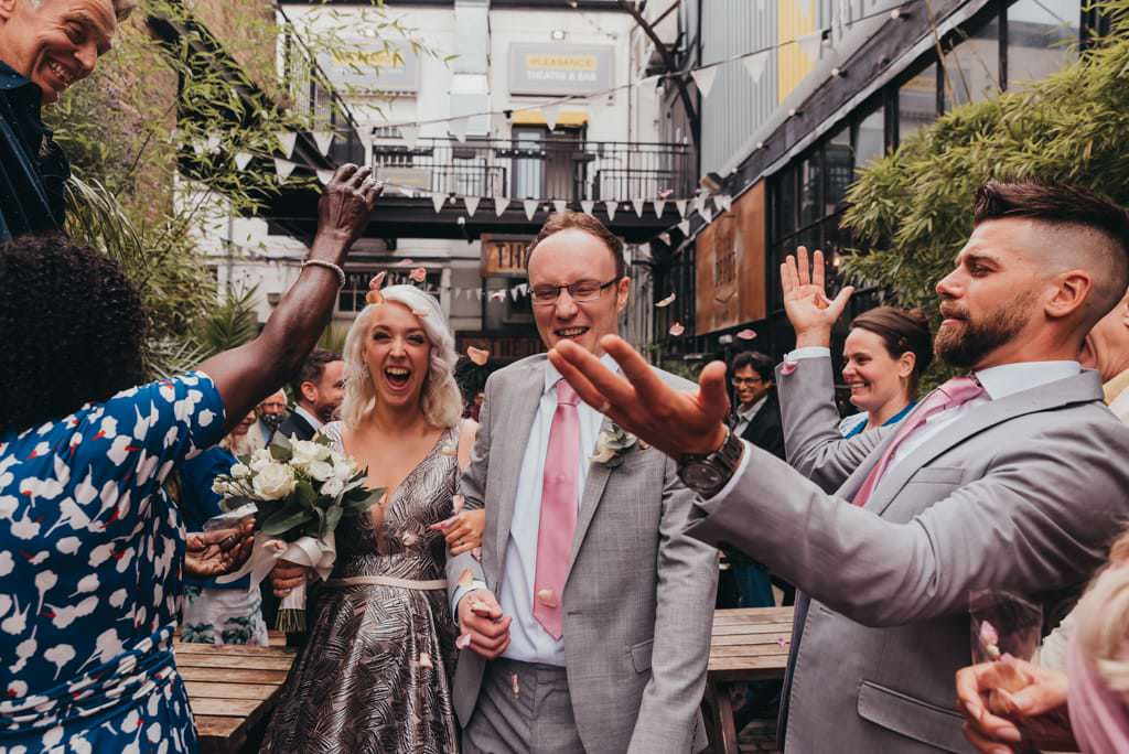 the-depot-n7-wedding-venue-london-fusion-photographer-confetti