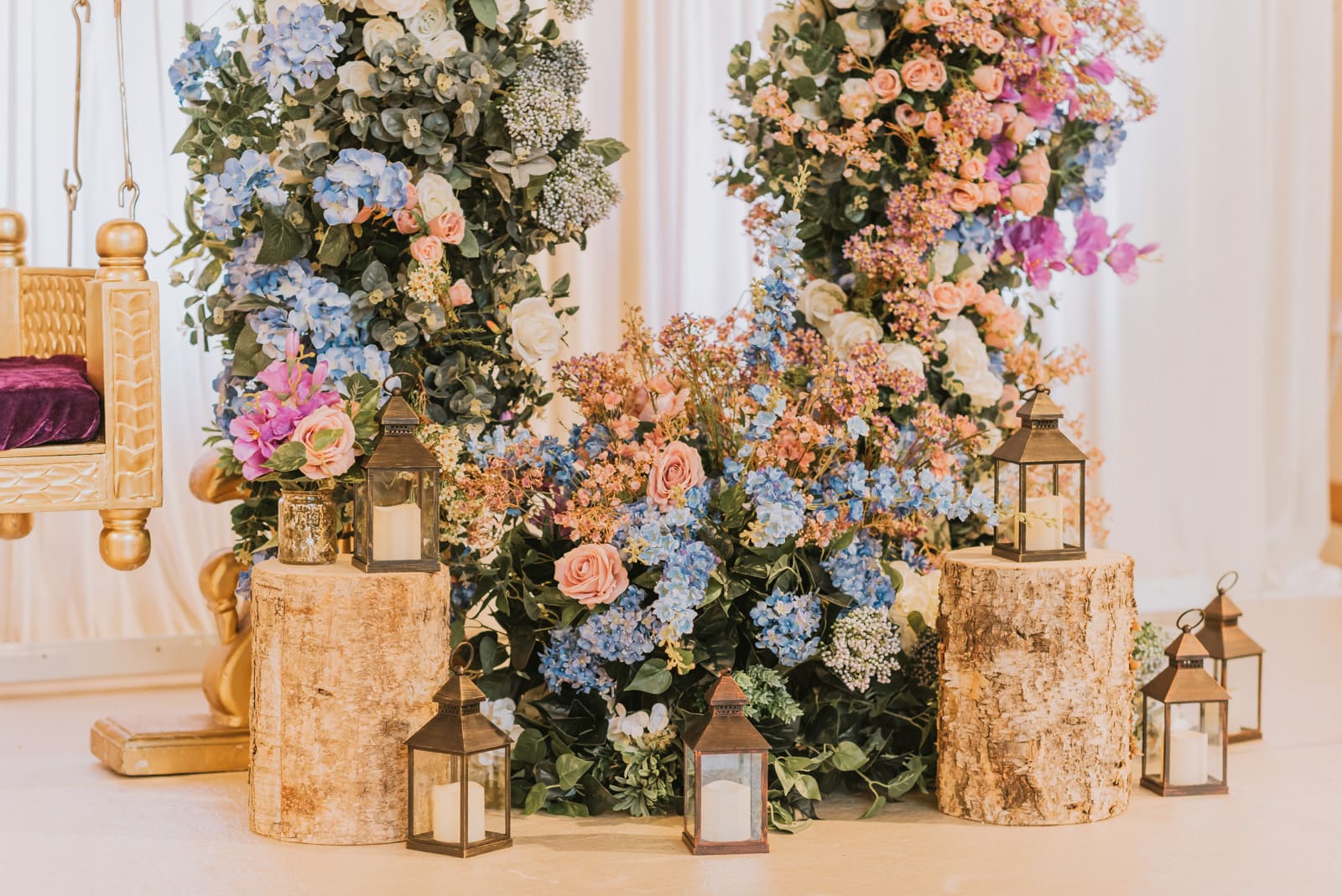 gorgeous-floral-display-asian-wedding-london
